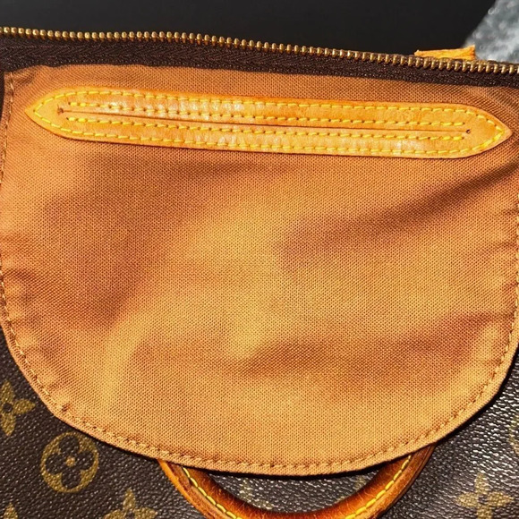 Louis Vuitton Vintage Speedy 30 - Picture 10 of 12